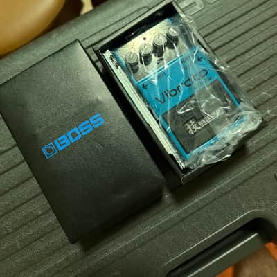 Boss VB-2W Waza Craft Vibrato 2016 - Present - Blue image 5