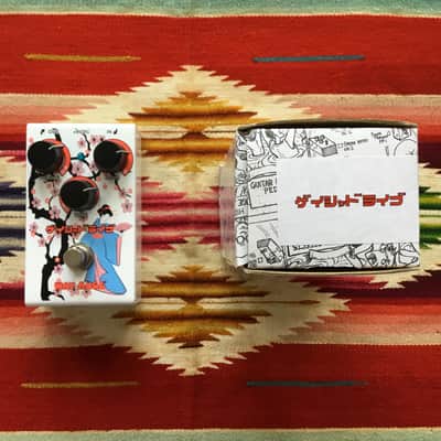 Way Huge WM32 Smalls Geisha Drive 2024 - White image 2