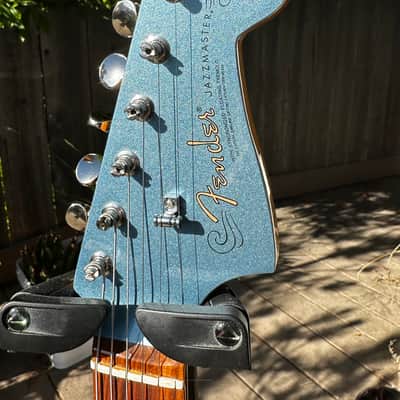 Fender Vintera '60s Jazzmaster with Pau Ferro Fretboard 2019 - 2023 - Ice Blue Metallic image 10
