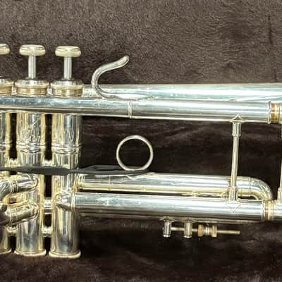 Bach Stradivarius Trumpet Model 37, Silver Finish image 1