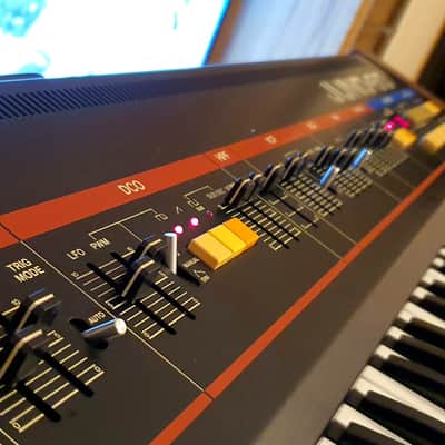 Roland Juno-60 61-Key Polyphonic Synthesizer β
RARE from Β΄80sβ
Synthesizer / Keyboard β
Cleaned & Full Checked image 14