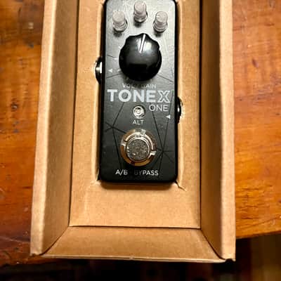 De-registered IK Multimedia ToneX One 2024 - Present - Black image 2