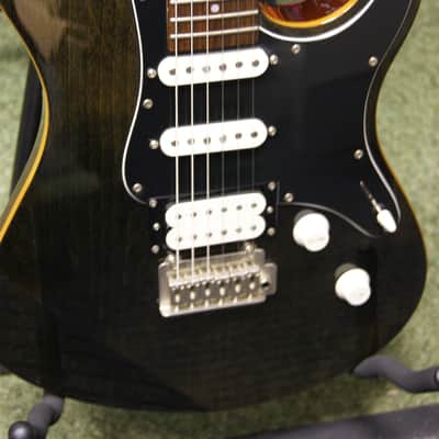Yamaha Pacifica 412v electric guitar S/H image 8
