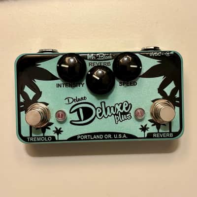 Mr. Black Deluxe DeluxePlus 2017 - Present - Teal / Black image 1