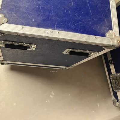 ABM 410T 8om 600w ABM ABM 115 8ohm 300w 2009 with ATA travel cases and padded covers image 11