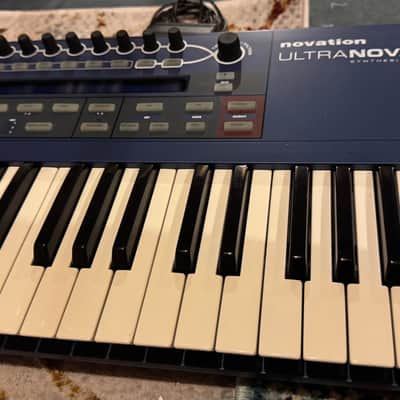 Novation UltraNova 37-Key 20-Voice Synthesizer 2010 - Blue image 2