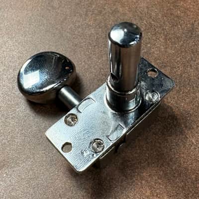 1960s Grover Slimline V100 H100 G100 Single Vintage Chrome Tuner Tuning Machine For Martin Rickenbacker & More! Treble Side image 2