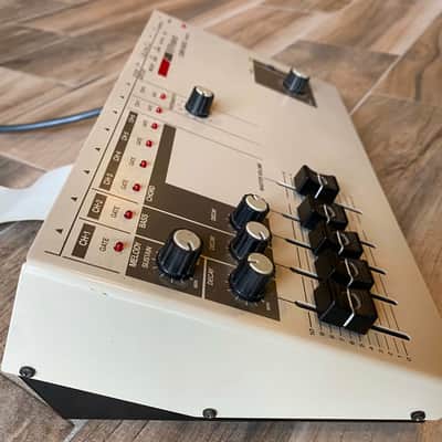 Roland CMU-800R with original accesories image 1