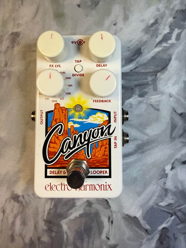 Electro-Harmonix Canyon 2017 - Present White