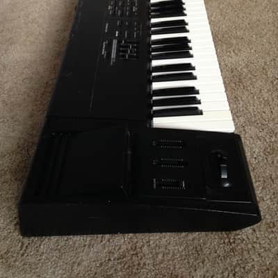 Roland XP-80 keyboard image 3