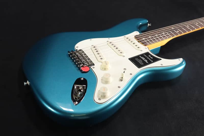Fender Vintera III Late 60s Stratocaster Rosewood Fingerboard Ocean Turquoise 413 image 1