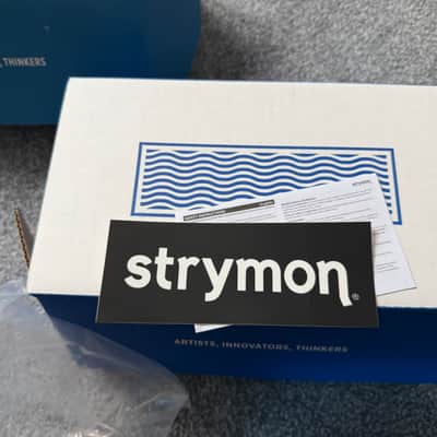 Strymon Zuma 9-Output High Current DC Power Supply 2016 - Present - Blue image 6