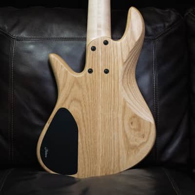 Fodera Emperor 5 Standard Special Figured Redwood 2025 (9,55 Lbs.) image 9