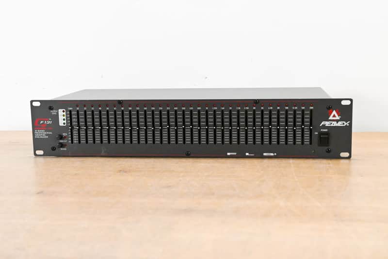 Peavey QF 131 31-Band Graphic Equalizer CG0145Z image 1