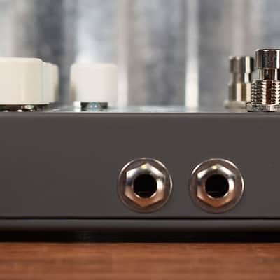 Electro-Harmonix Bass Mono Synth Bass Synthesizer Effect Pedal image 6