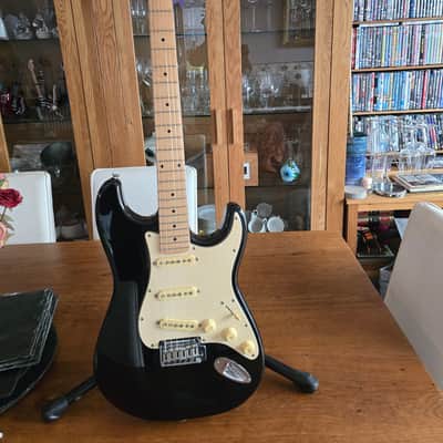Fender Squirer Standard Stratocaster 2007 - Black image 2