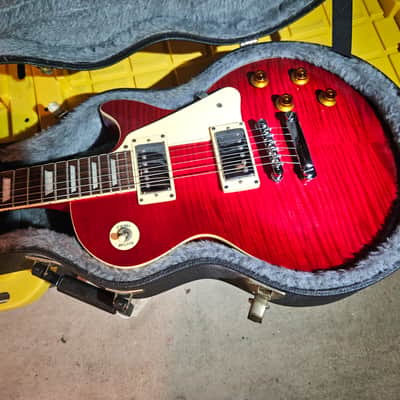 Epiphone flametop les paul ,cherry red Older model in minty condition, circa 1995 image 3