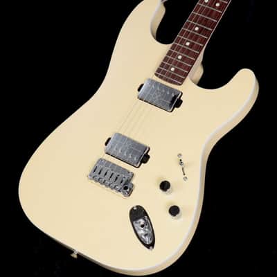 Fender made in japan Mami Stratocaster Omochi Vintage White SCANDAL with gig bag image 3