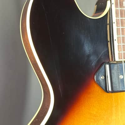 Gibson ES-330 2024 - Present Tobacco Sunburst image 4