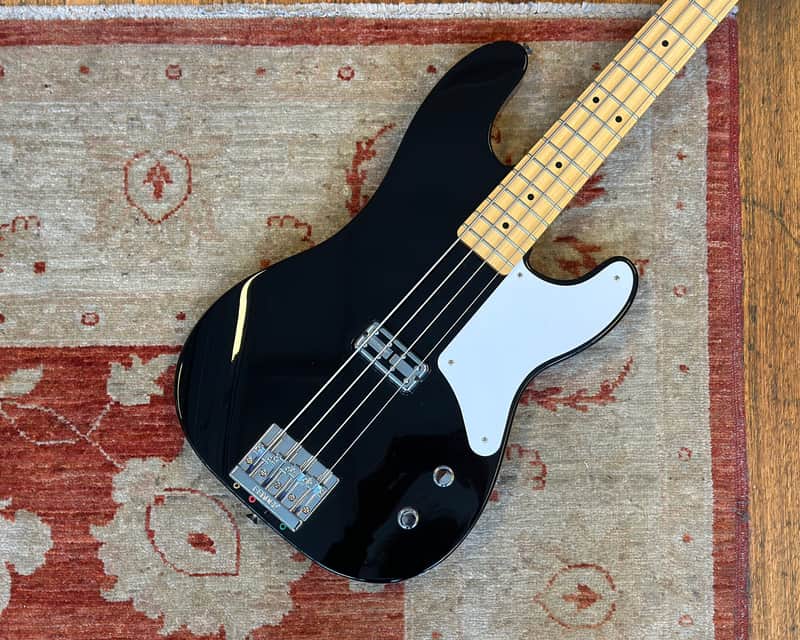 Fender Classic Player Cabronita Precision Bass | Reverb Canada