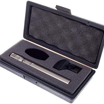 Shure SM81-LC Cardioid Condenser Instrument Microphone for Guitar, Piano, and Cymbals, Includes Swivel Adapter, Attenuator-Switch Lock, Windscreen, Carrying Case, No Cable Included (SM81-LC) image 5