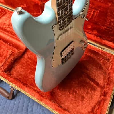 Fender Offset Series Duo-Sonic HS with Pau Ferro Fretboard 2017 - 2019 - Daphne Blue image 14