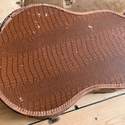1960s Gibson Faux Alligator Chipboard Guitar Case in Terrible Condition image 16