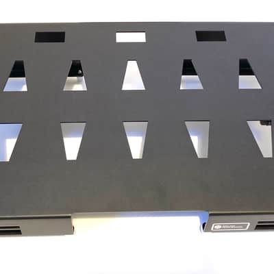 Large Rolling Pedalboard Aluminum Alloy pedalboard with wheels and case image 3