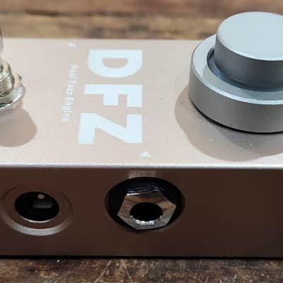 Darkglass Electronics DFZ2 Dual Fuzz 2020s USA image 6