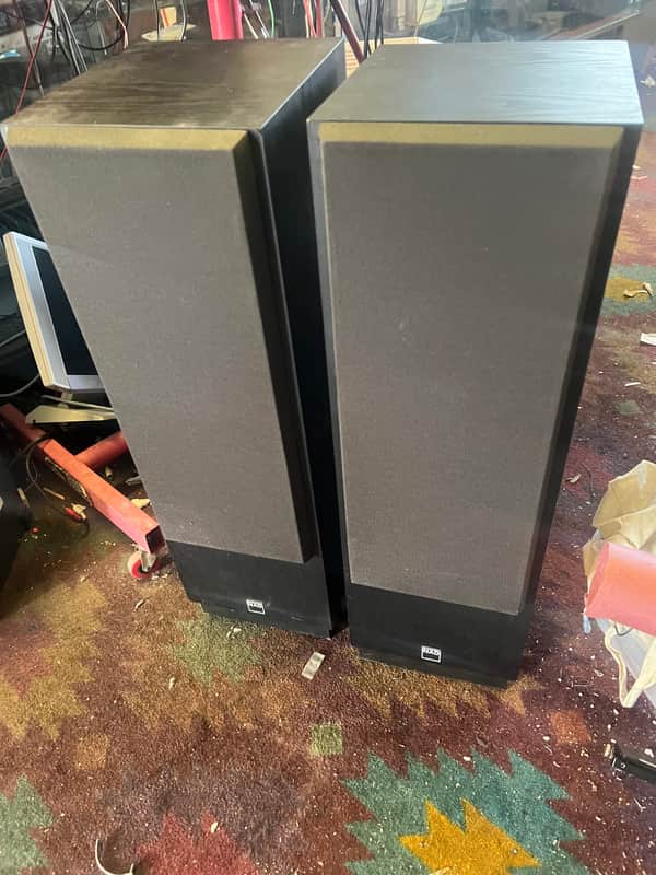 NAD model 20 Loudspeakers (ADS L690) image 1