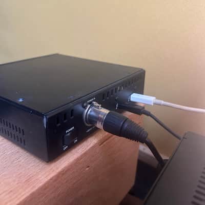 Universal Audio UAD-2 Satellite OCTO Core Thunderbolt DSP Accelerator 2019 - 2020 - Black image 2