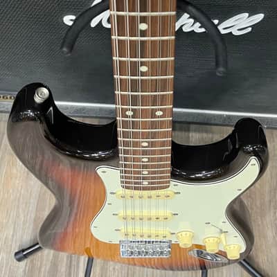 Fender ST12 TX 12-String Stratocaster MIJ 2002-2004 - 3-Tone Sunburst image 5
