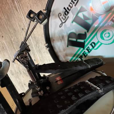 Bryan Hitt's REO Speedwagon 2000s Ludwig Classic Maple With Complete Hardware - Green Sparkle image 19