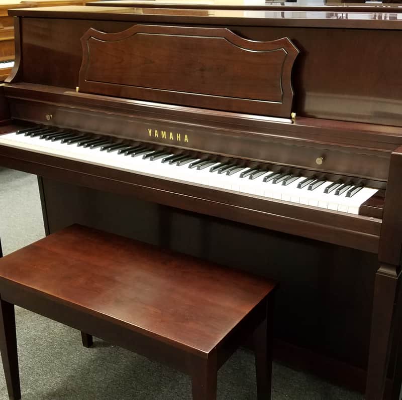 Yamaha M460 C 44.5" Gallery Collection Console Upright Piano in Dark Satin Walnut Mfg 2011 image 1