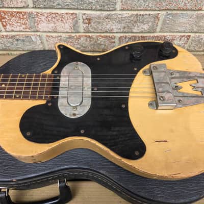 Vintage Circa 1956 Magnatone Mark III (Paul Bigsby) Electric Guitar w/ Hardshell Case! image 3