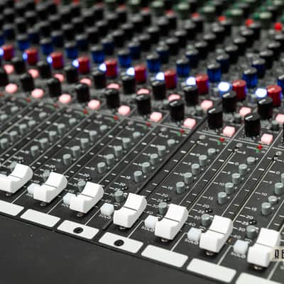Trident Series 68 Mixing Console 24/8/2 image 12