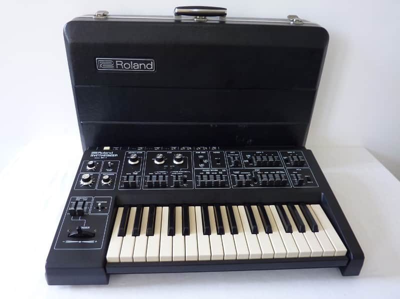 Roland SH-1 32-Key Synthesizer | Reverb UK