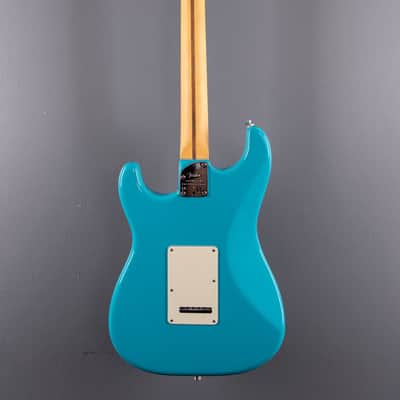 American Professional II Stratocaster HSS - Miami Blue w/Rosewood image 4
