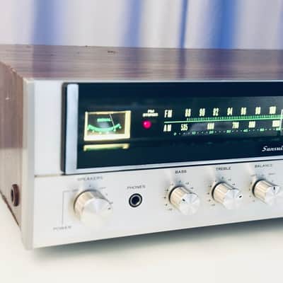 Ampli-Tuner Vintage SANSUI 331L – Rare - Photo, audio & vidéo