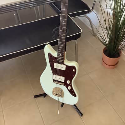 Squier Jazzmaster image 4