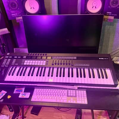 Novation ReMOTE 61SL MKIII MIDI Controller 2018 - Present - Black