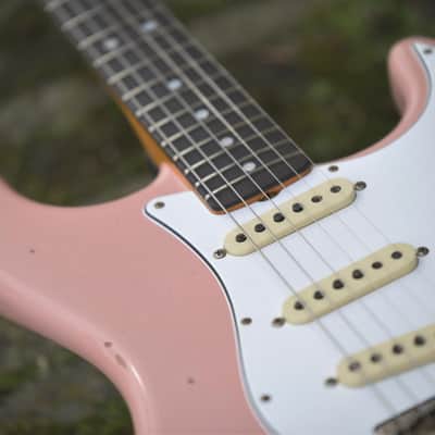 Fender Custom Shop Limited Edition Late 1964 Stratocaster, Relic - Aged Shell Pink image 7