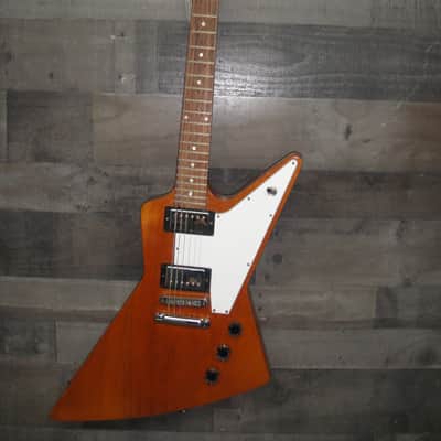 Gibson Explorer image 2