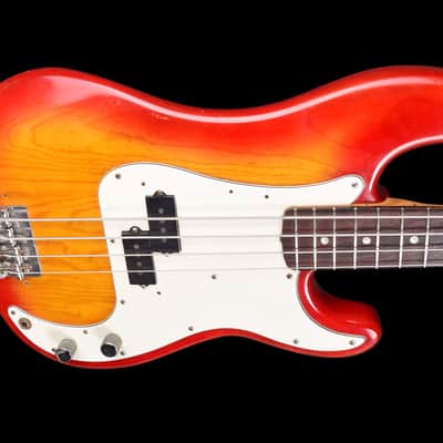 Fender Precision Bass 1981 - Cherry Sunburst image 4