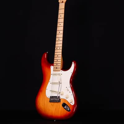 Fender American Professional Stratocaster Sienna Sunburst w/ HSC, 2016 - USED image 8