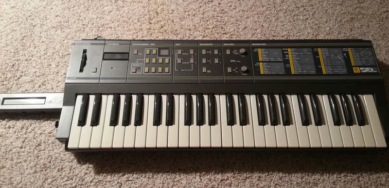 Siel DK 70 8 voice paraphonic synth image 1