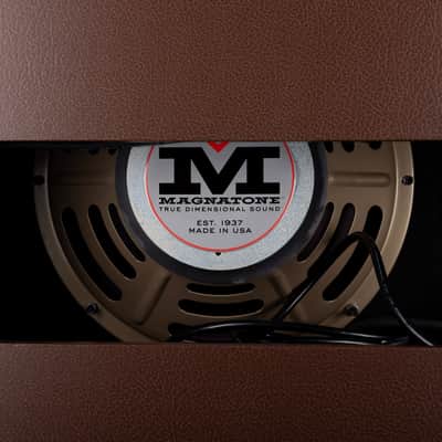 Pre Owned Magnatone Mono Twilighter Guitar Amp Combo With Footswitch and Cover image 6