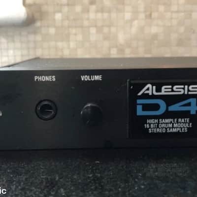 Alesis D4 with 9 DDrum triggers and all the cords image 2