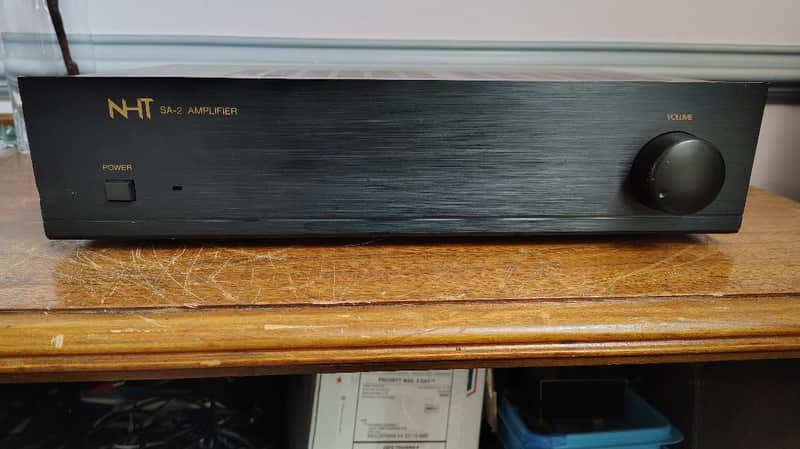NHT SA-2 subwoofer amplifier in excellent condition- 2000's