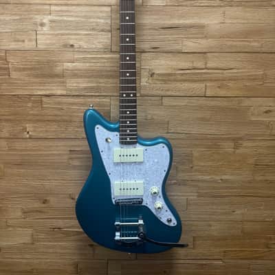Fender Limited Edition American Special Jazzmaster Guitar w/ Bigsby Vibrato 2016 - Ocean Turquoise w/OHSC image 3